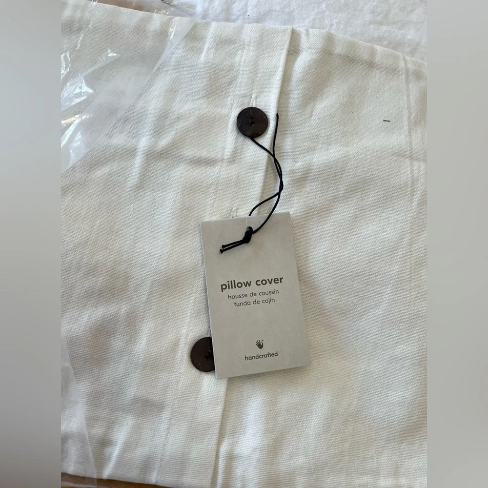 West Elm | Set Of 2 Embroidered Lumbar Pillow Covers | 12x21 NWTS